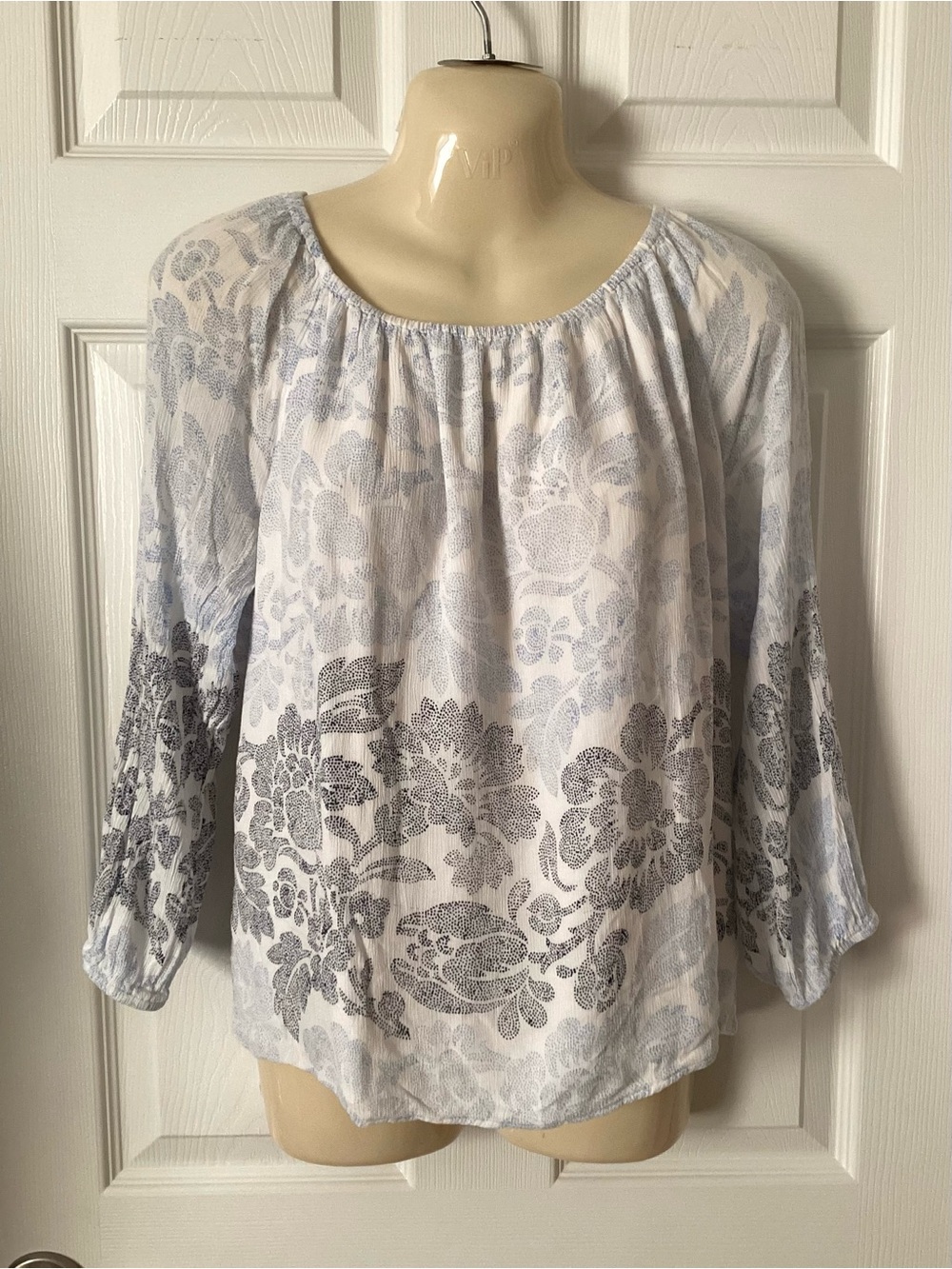 LOFT Floral peasant blouse M EUC elastic neckline for off shoulder option boho